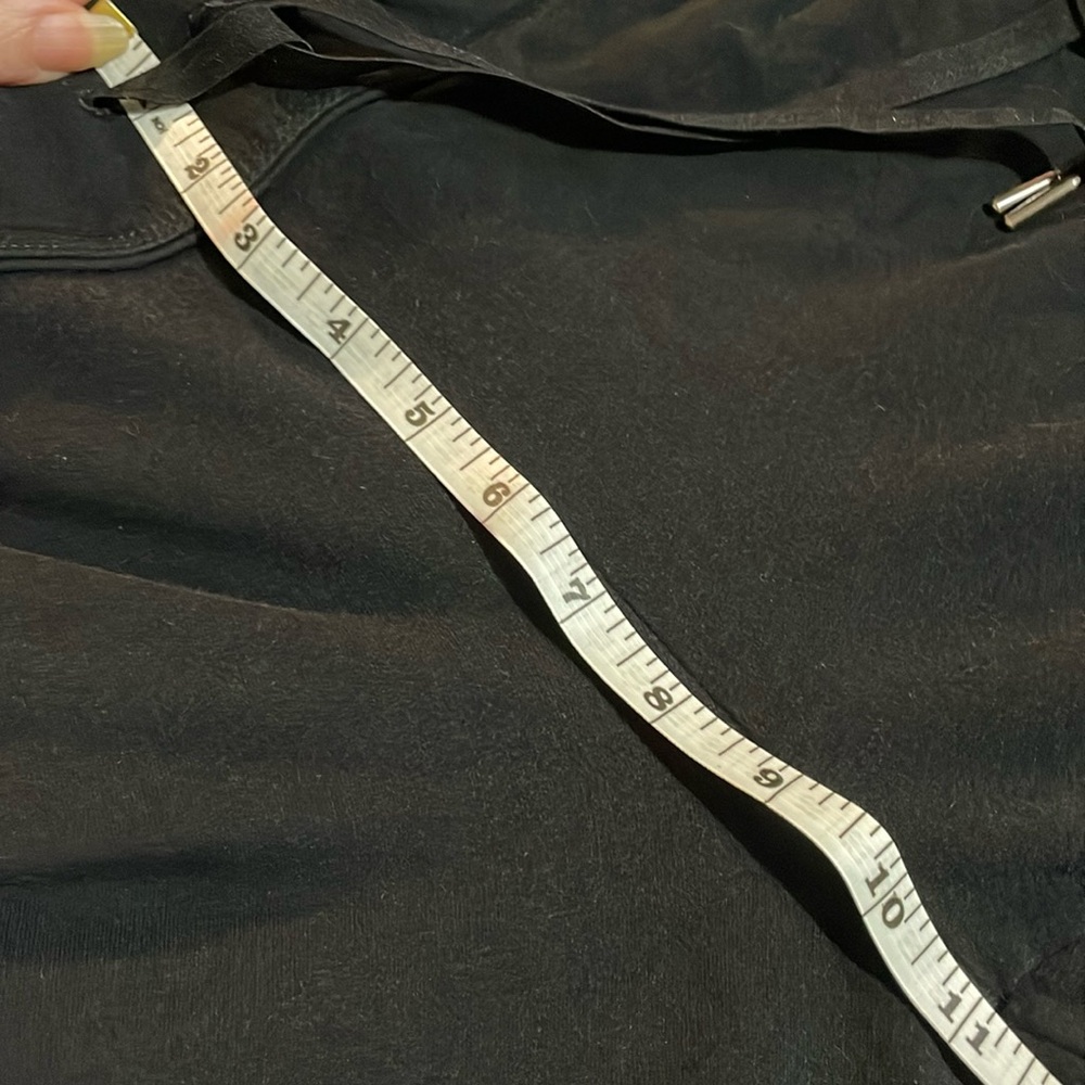 Green Tea Black Comfortable Capris - Picture 6 of 10